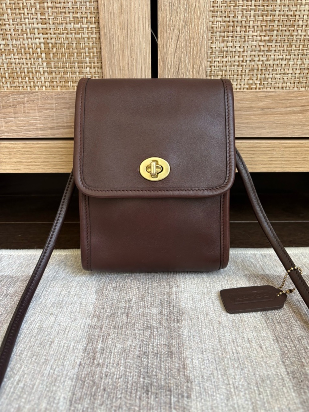 NEAR MINT COACH Vintage Scooter Mahogany Brown Leather Crossbody Handbag 9893